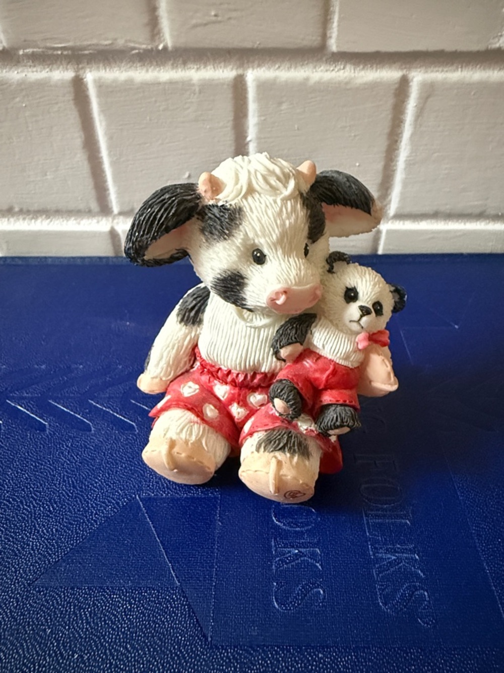 Mary Moo Moos “Luv-A-Bull”